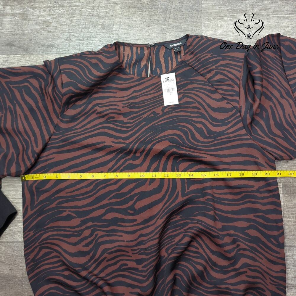 Express Zebra Print Shoulder Pad Long Sleeve Blouse Brown Black NWT Size M - Picture 3 of 5